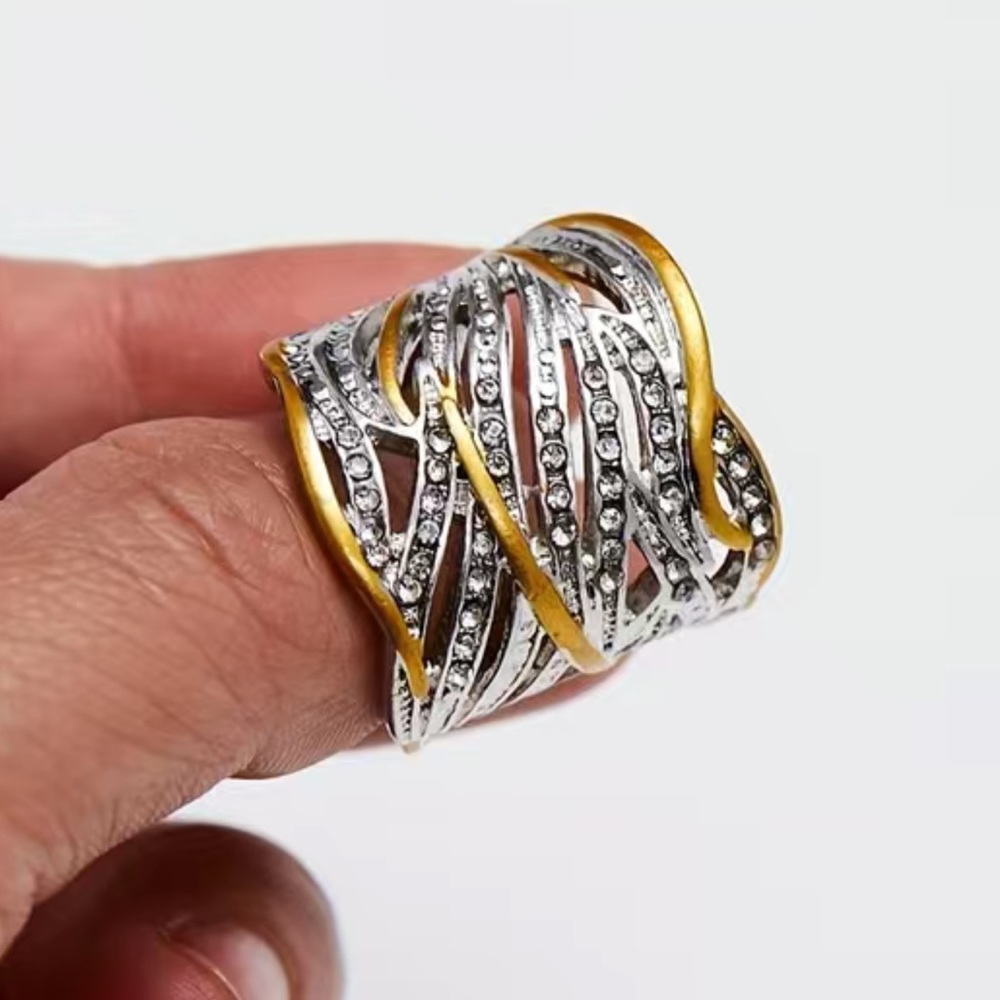 HOLLOW OUT BAND RING - Picture 5 of 15